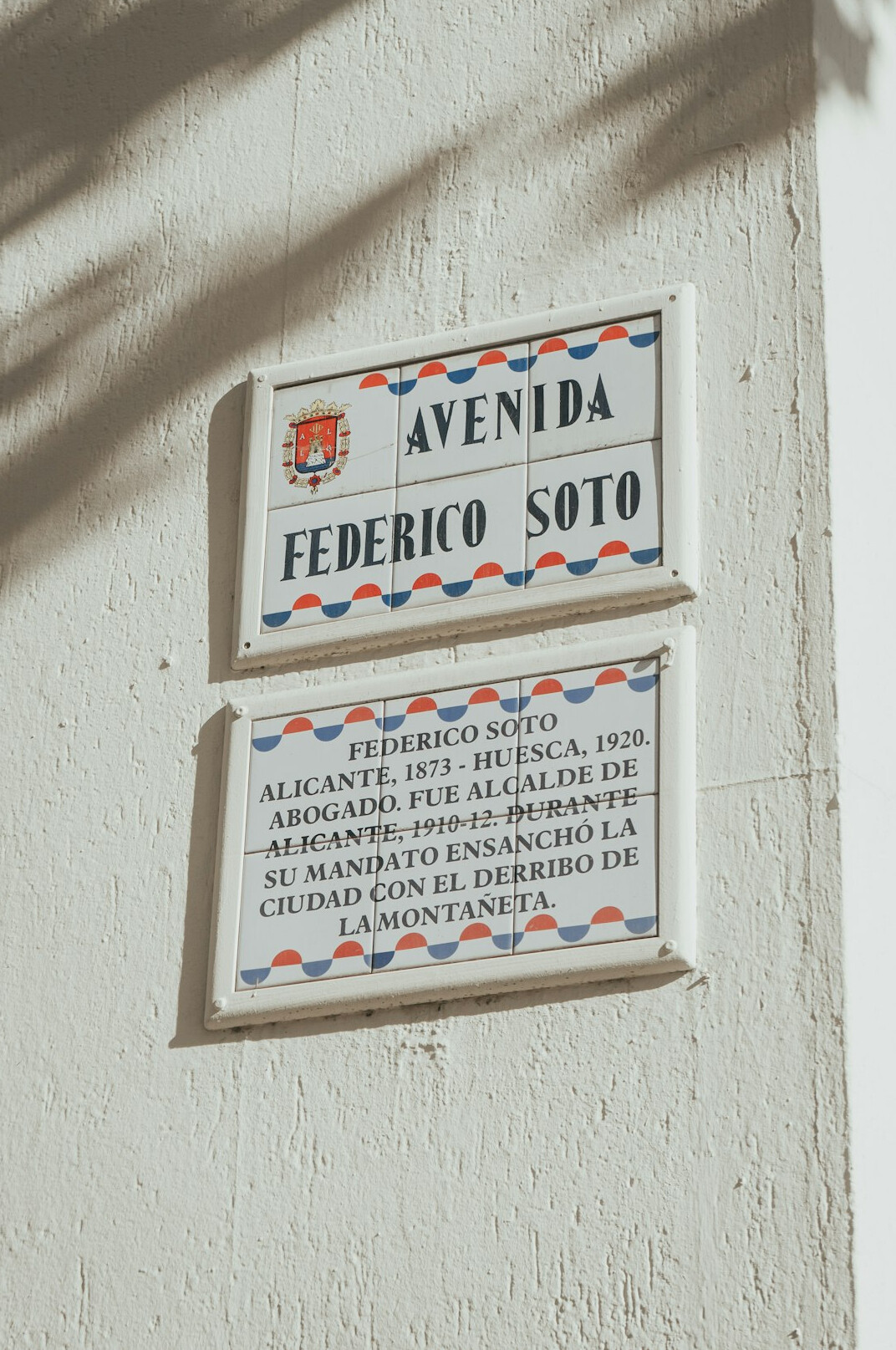 portuguese street signs